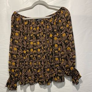 Lulus NWOT Fall floral off the shoulder top🤎🐿